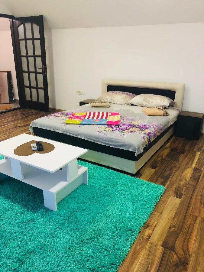 Appartement Stan Na Dan Gornji Milanovac-Centar-Nova Gradnja Extérieur photo