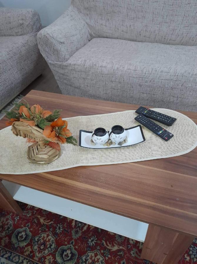 Appartement Stan Na Dan Gornji Milanovac-Centar-Nova Gradnja Extérieur photo