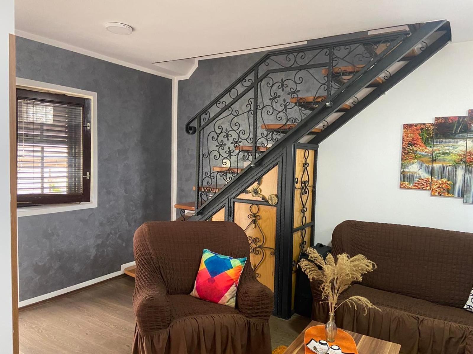 Appartement Stan Na Dan Gornji Milanovac-Centar-Nova Gradnja Extérieur photo